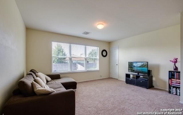 9418 Wolf Pt Property Photo 6