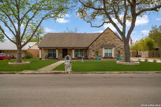 450 Spaceway Dr Property Photo 1