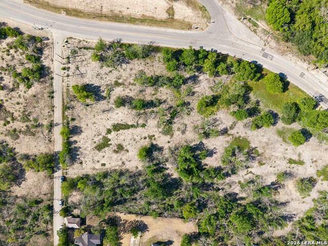 2332 E Chavaneaux Property Photo 32