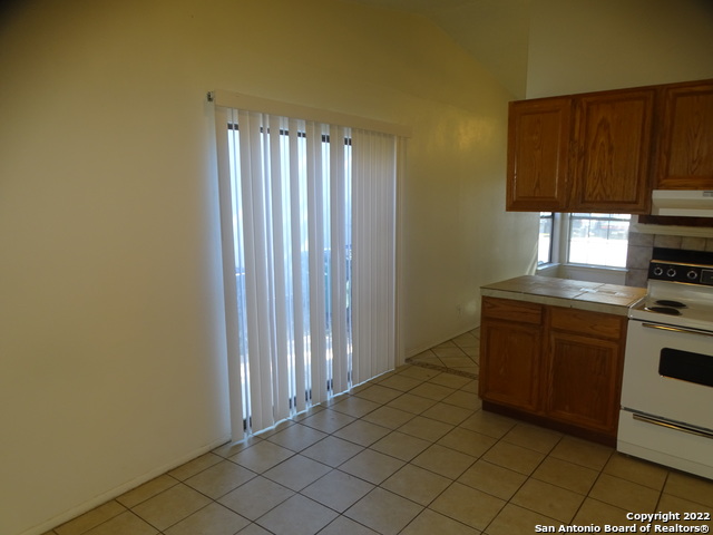 9819 Valley Villa Property Photo 9