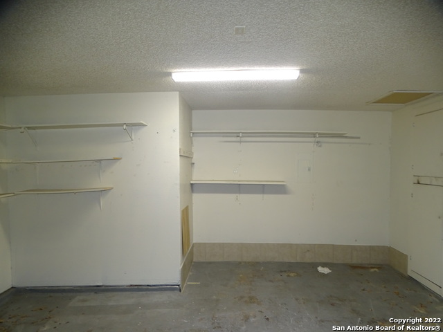 9819 Valley Villa Property Photo 25