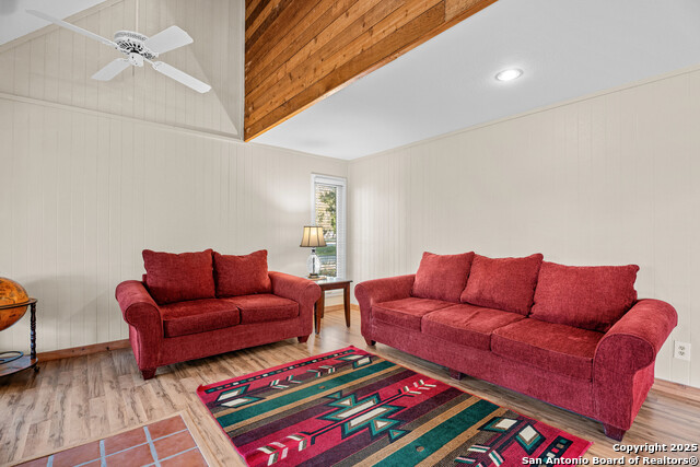1262 Paradise Dr Property Photo 5