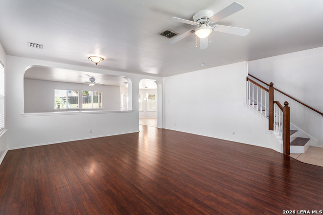 438 Leopard Claw Property Photo 3