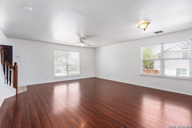 438 Leopard Claw Property Photo 5