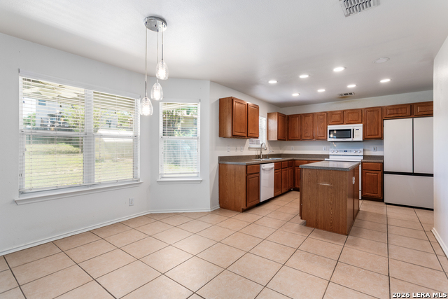 438 Leopard Claw Property Photo 10