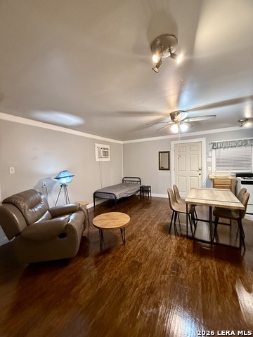 810 Haggin St. Property Photo 7