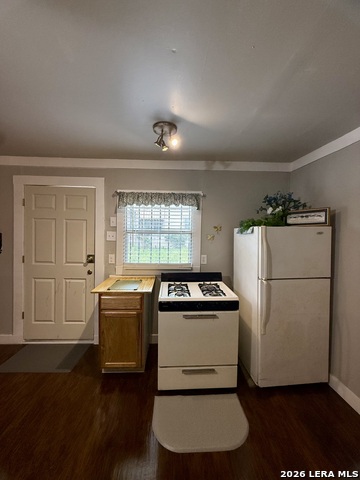810 Haggin St. Property Photo 15