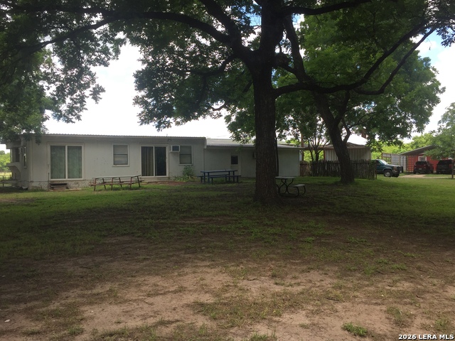 600 6th Property Photo 3