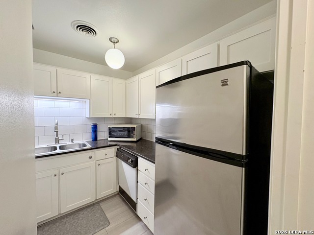 7709 Broadway Property Photo 10