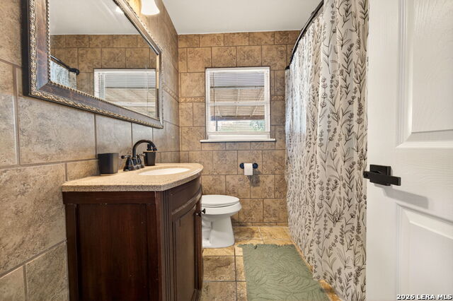 1235 Oblate Dr Property Photo 21