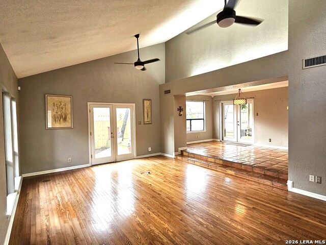3410 River Path St Property Photo 4