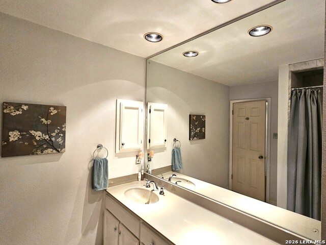 3410 River Path St Property Photo 23