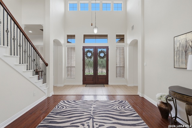 8919 Comanche Path Property Photo 4