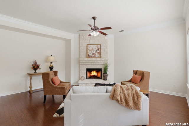 8919 Comanche Path Property Photo 7