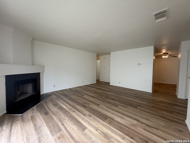 7643 Chatsworth Property Photo 19