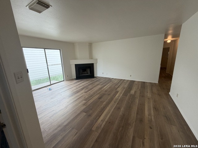 7643 Chatsworth Property Photo 21