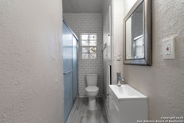 614 Fulton Ave Property Photo 14