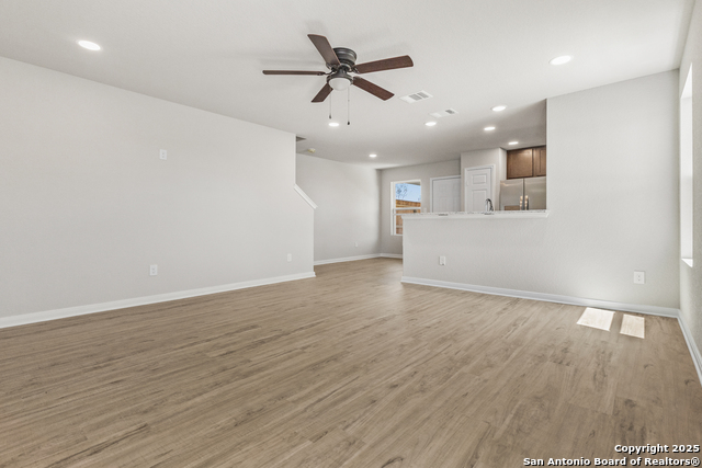 219 Bonnie Bend Property Photo 6