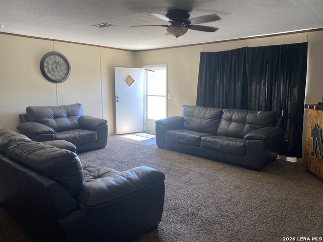 305 E Runge