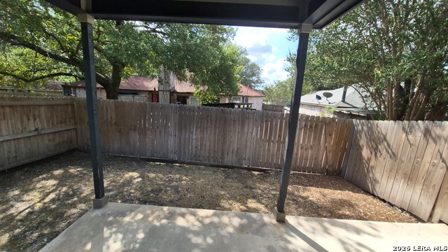 6866 Lakeview Dr Property Photo 17