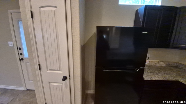 6866 Lakeview Dr Property Photo 22