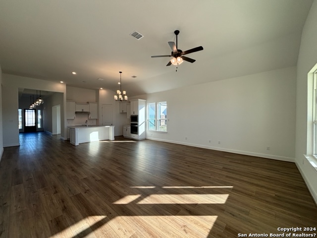 152 W Magnolia Circle Property Photo 8