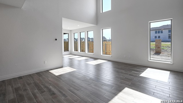 736 Athabaska Trail Property Photo 3