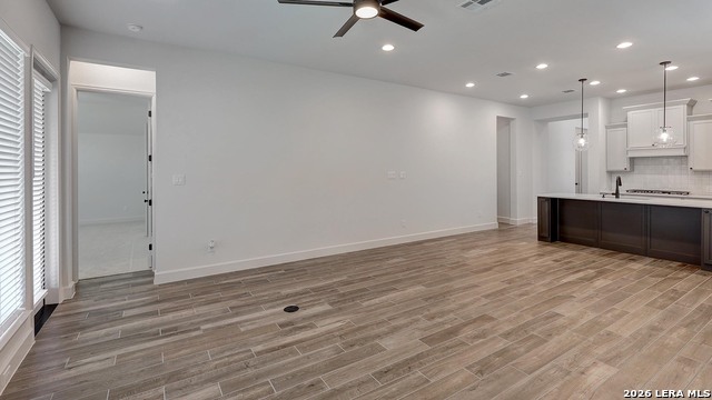 226 Hidalgo Property Photo 13