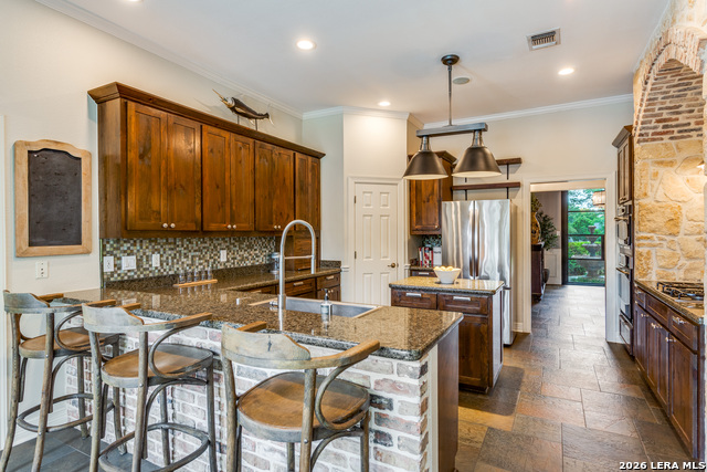 945 Great Tree Property Photo 5