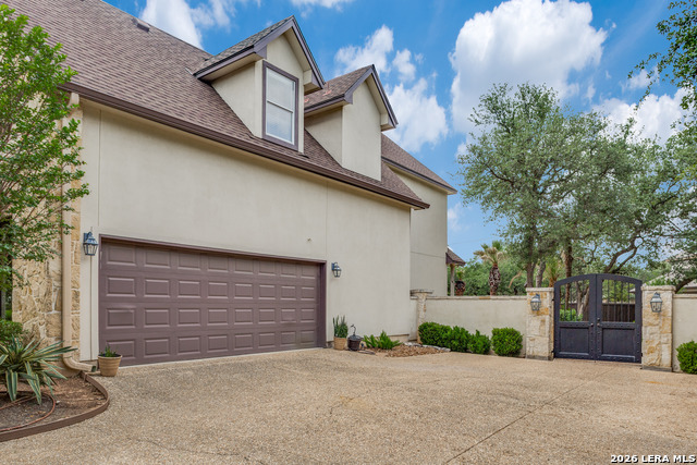 945 Great Tree Property Photo 22