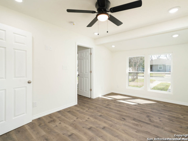 143 Kinder Property Photo 9