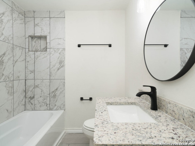 143 Kinder Property Photo 10