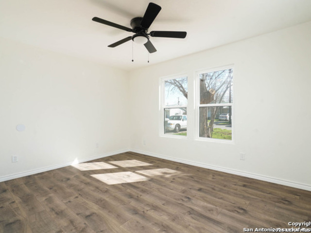 143 Kinder Property Photo 12