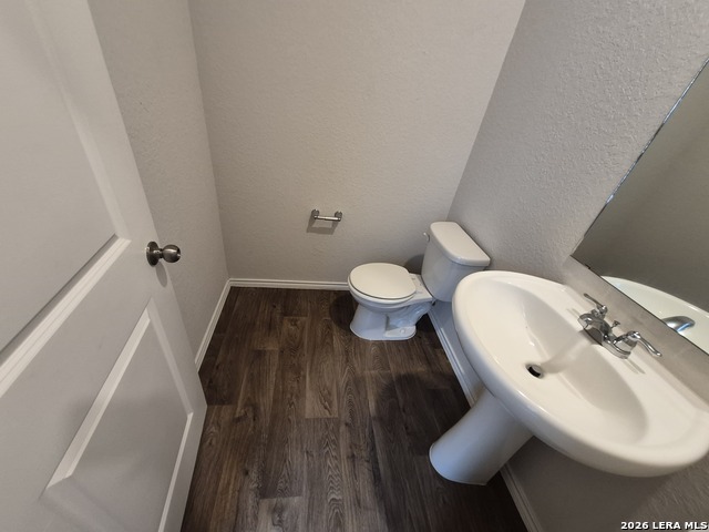 465 Middle Green Loop Property Photo 6