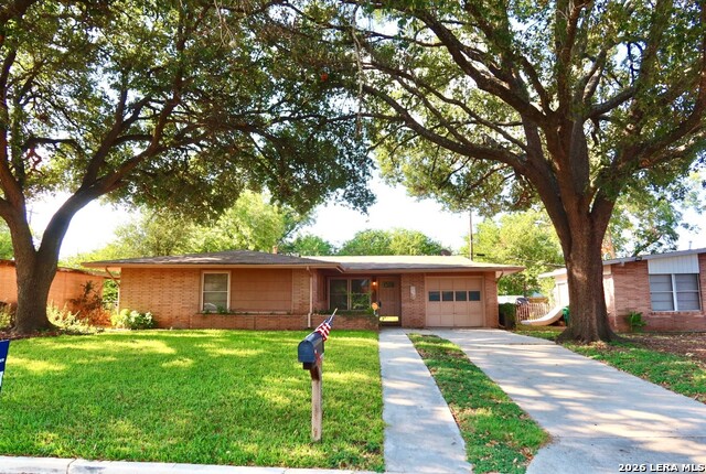 558 Cicero Property Photo 1