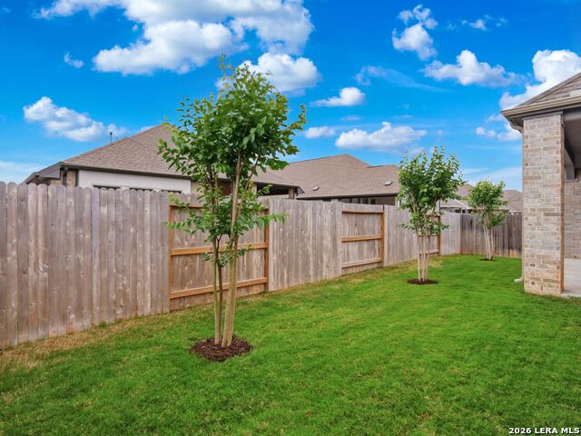 1833 Luna St Property Photo 41