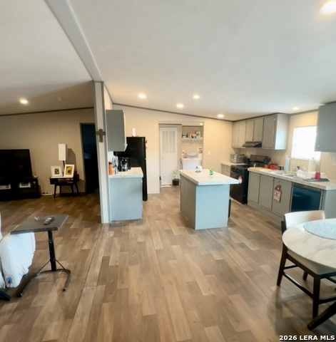 4858 Stanislaus Property Photo 7