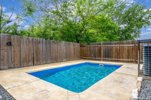 704 Cuney Property Photo 37