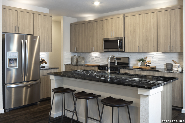 6023 Calgary Park Property Photo 2