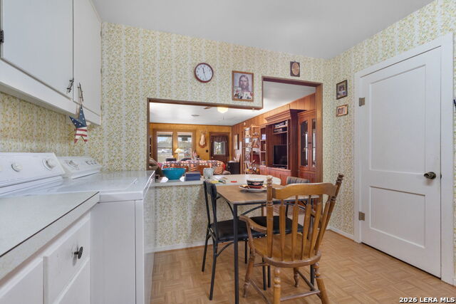 1807 N Llano St Property Photo 9