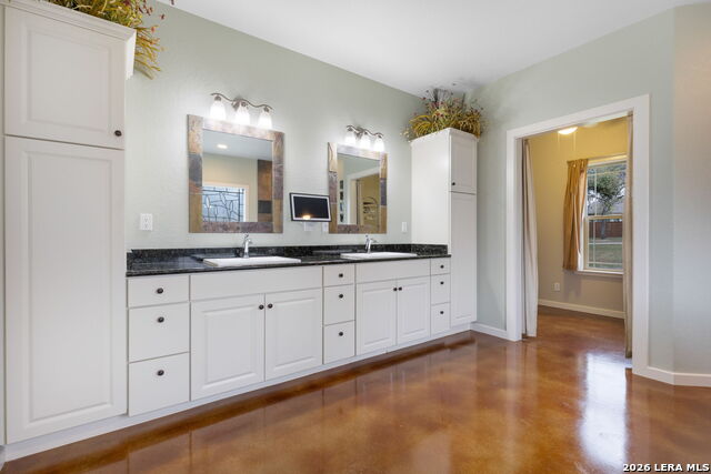 1811 N Llano St Property Photo 42