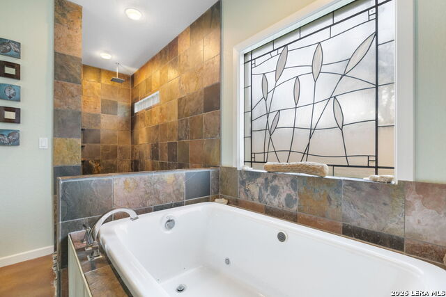 1811 N Llano St Property Photo 44