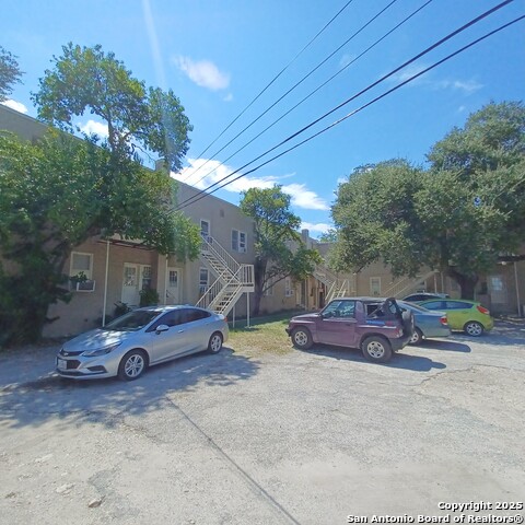 127 W Magnolia Ave Property Photo 26