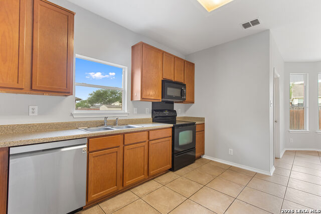 337 Willow Loop Property Photo 8