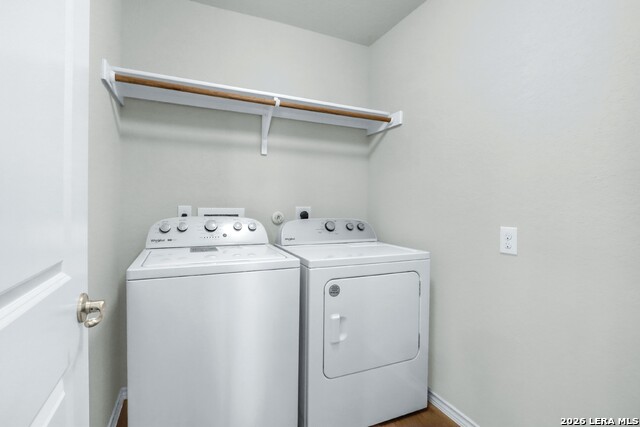 6854 Hibiscus Fls Property Photo 13