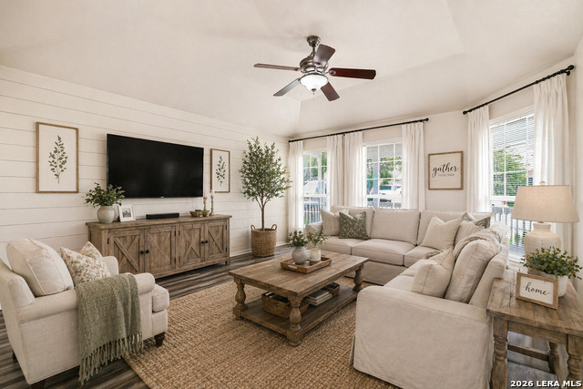 1722 Joy Spg Property Photo 5