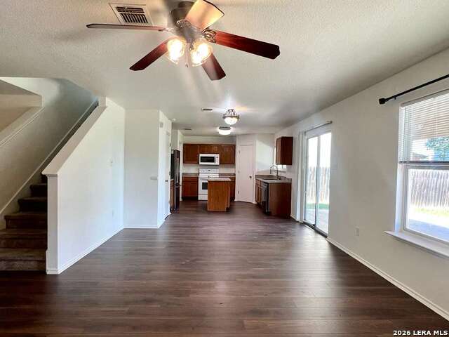 9818 Copper Rose Property Photo 4