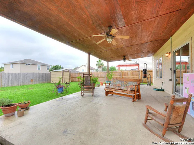 9818 Copper Rose Property Photo 17