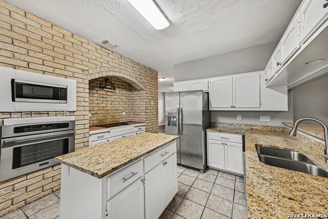 3713 Hull St Property Photo 5
