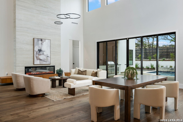 24602 Cliff Line Property Photo 12